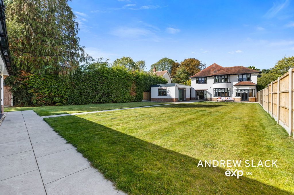 Property photo 1 of 48