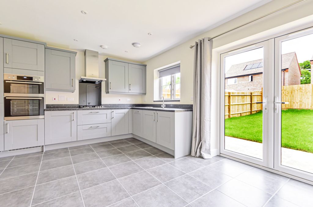Property photo 2 of 12 854787 (2)c.Jpg