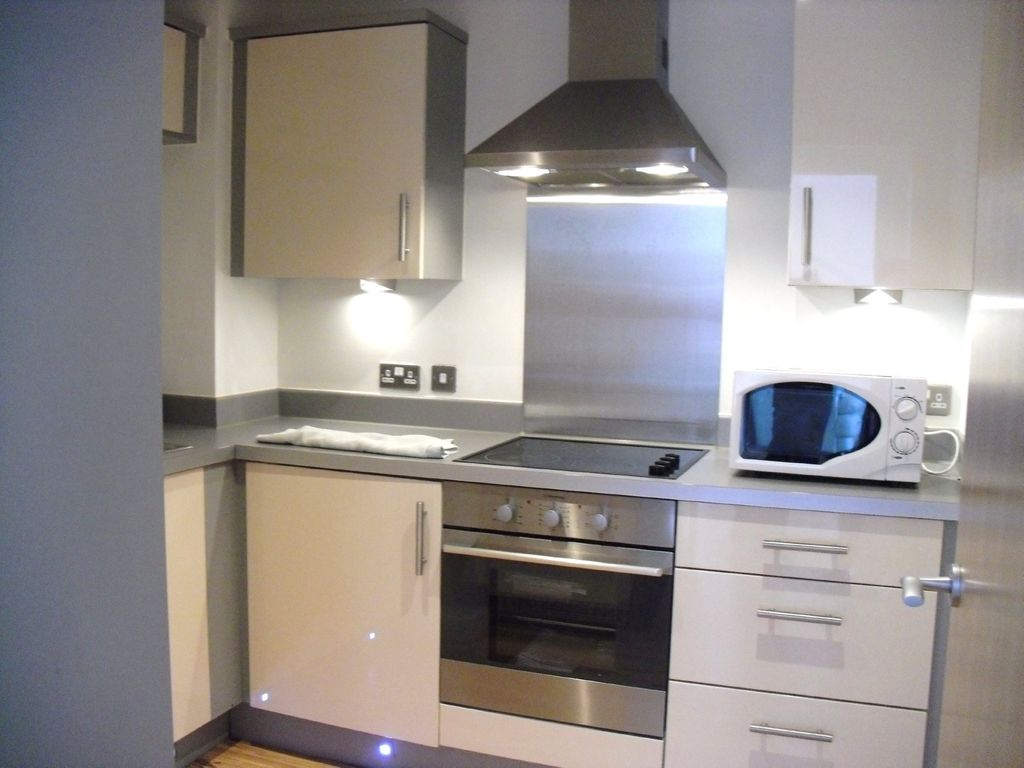 Property photo 3 of 6