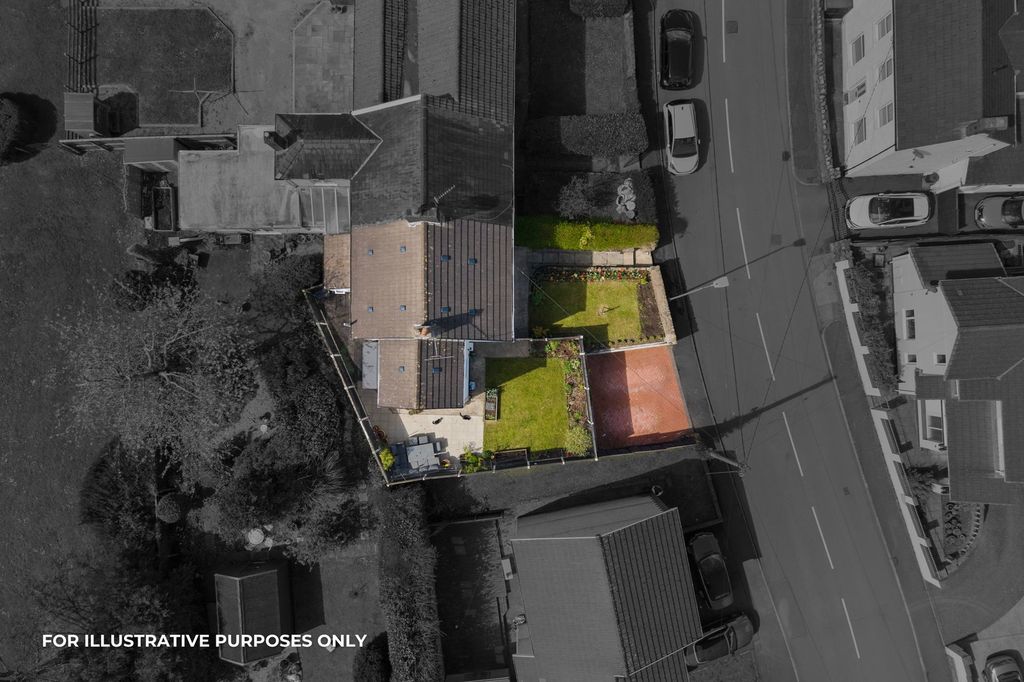 Property photo 3 of 24