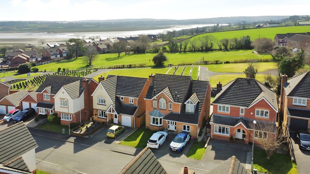 Property photo 1 of 36 4015620