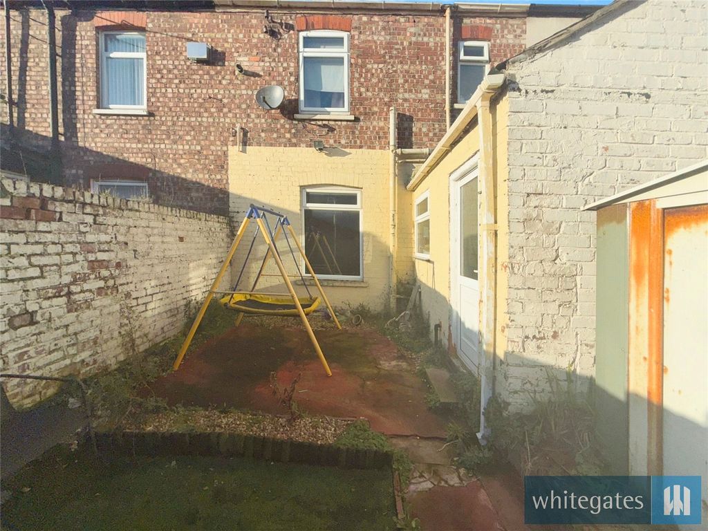 Property photo 2 of 18 Picture No. 14