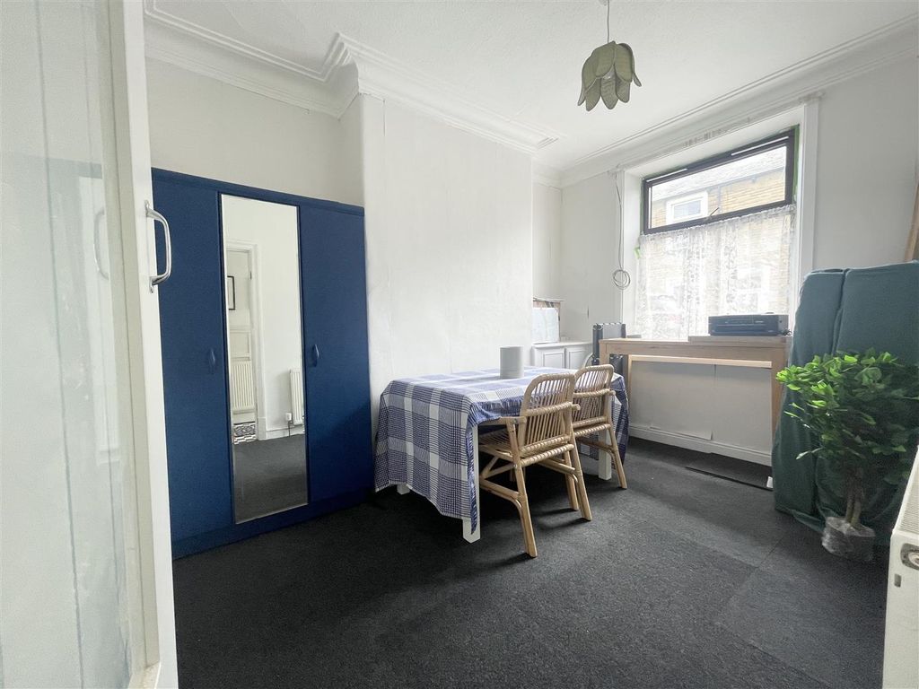 Property photo 3 of 10 Reception Room
