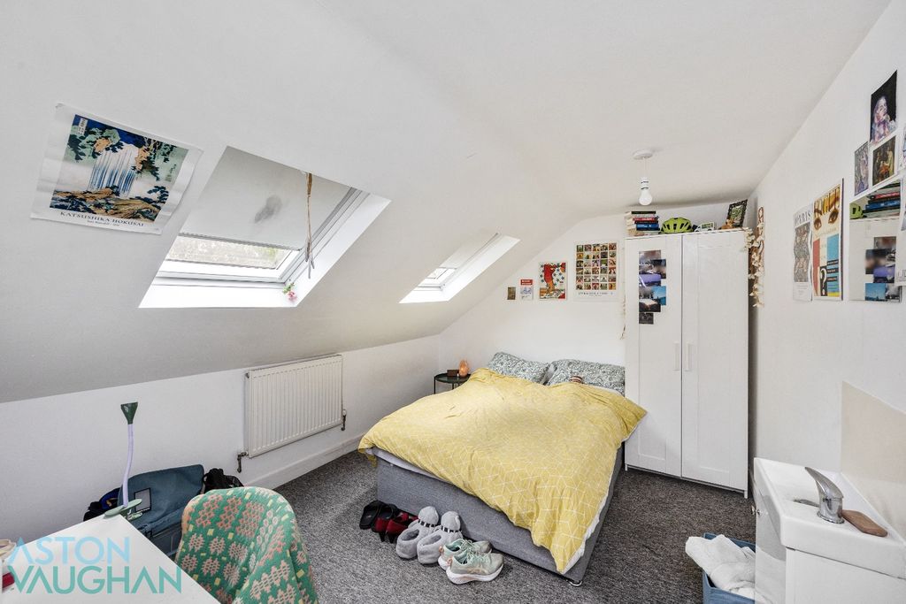 Property photo 2 of 10 4623541