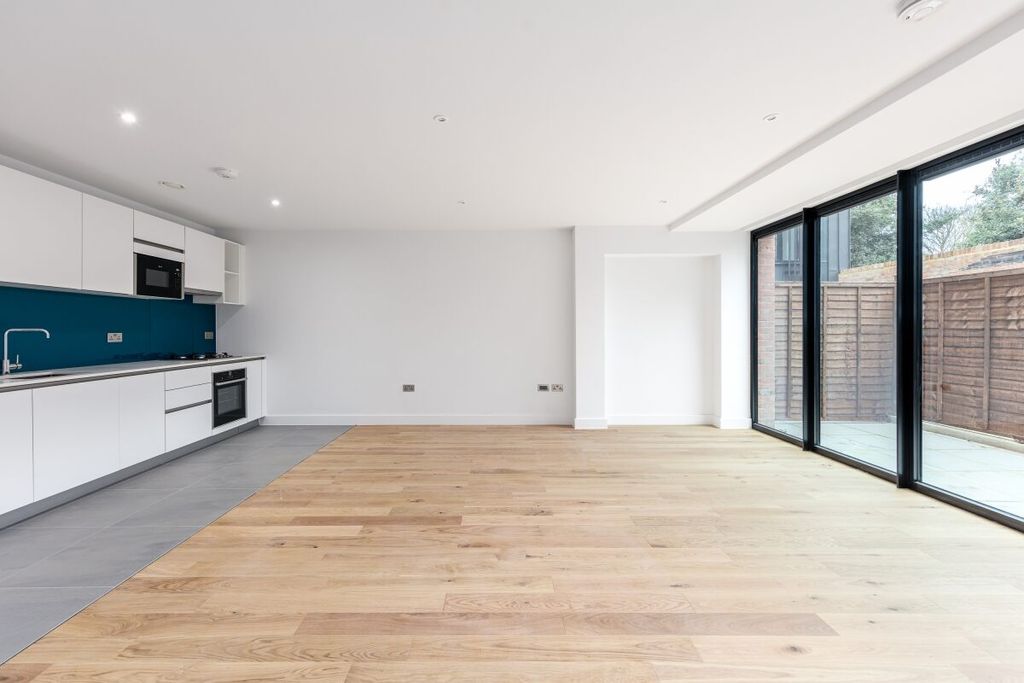 Property photo 2 of 13 094A3317-Hdr-Edit