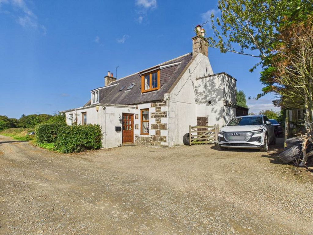 Property photo 2 of 35