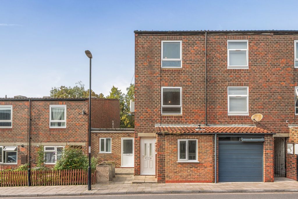 Property photo 1 of 17 5341630