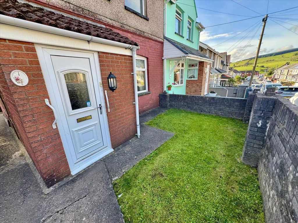 Property photo 3 of 22 Exterior