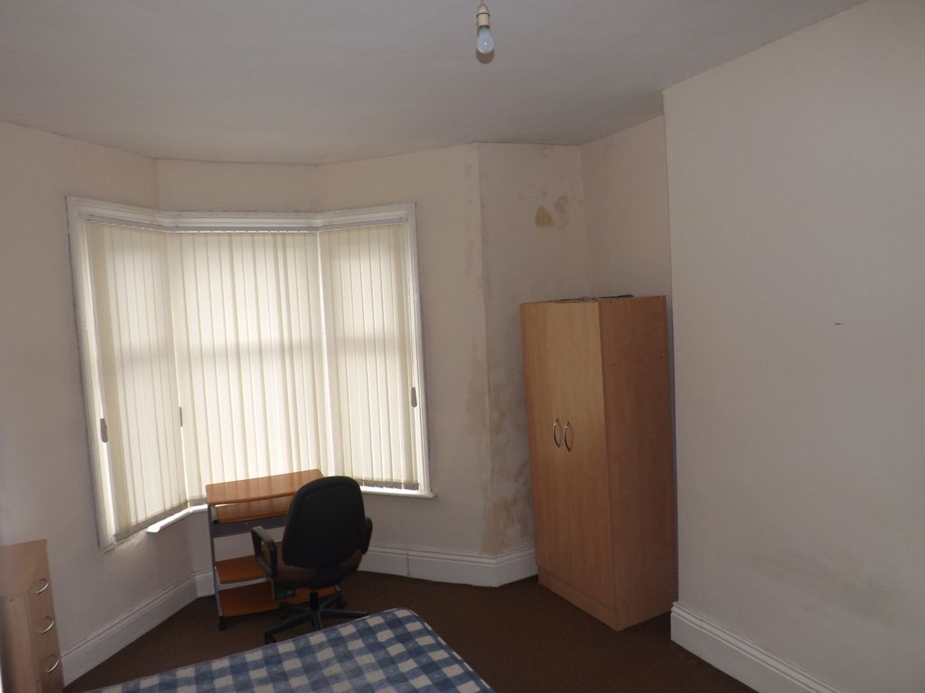 Property photo 3 of 7 Gallery