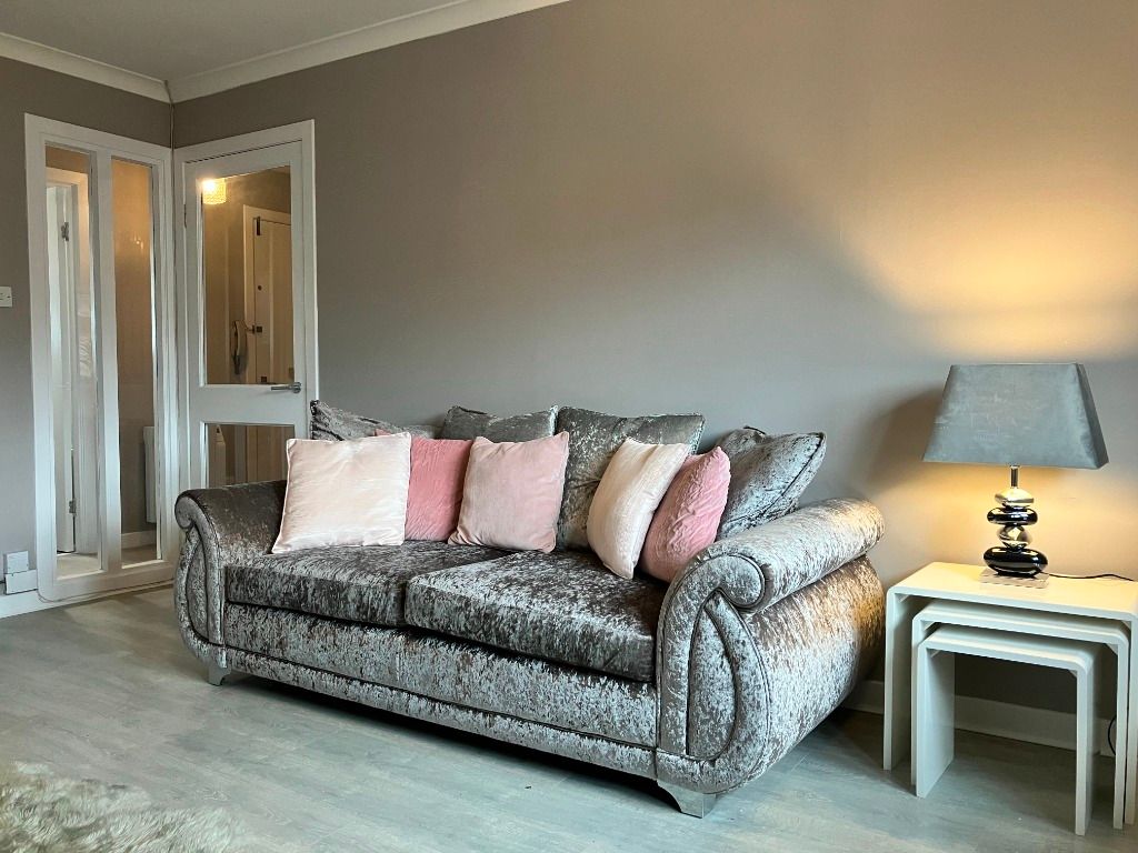 Property photo 3 of 12 Photo 3