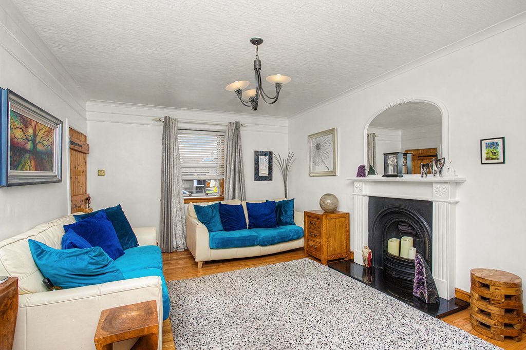 Property photo 3 of 12 Property Image 3