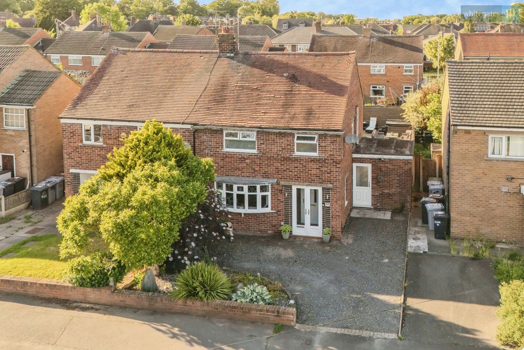 Property photo 1 of 17 Pbox-Img.Jpg
