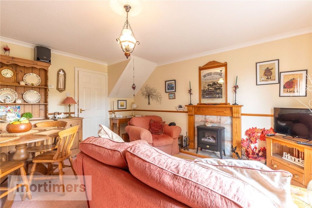 Property photo 3 of 15 Lounge Diner