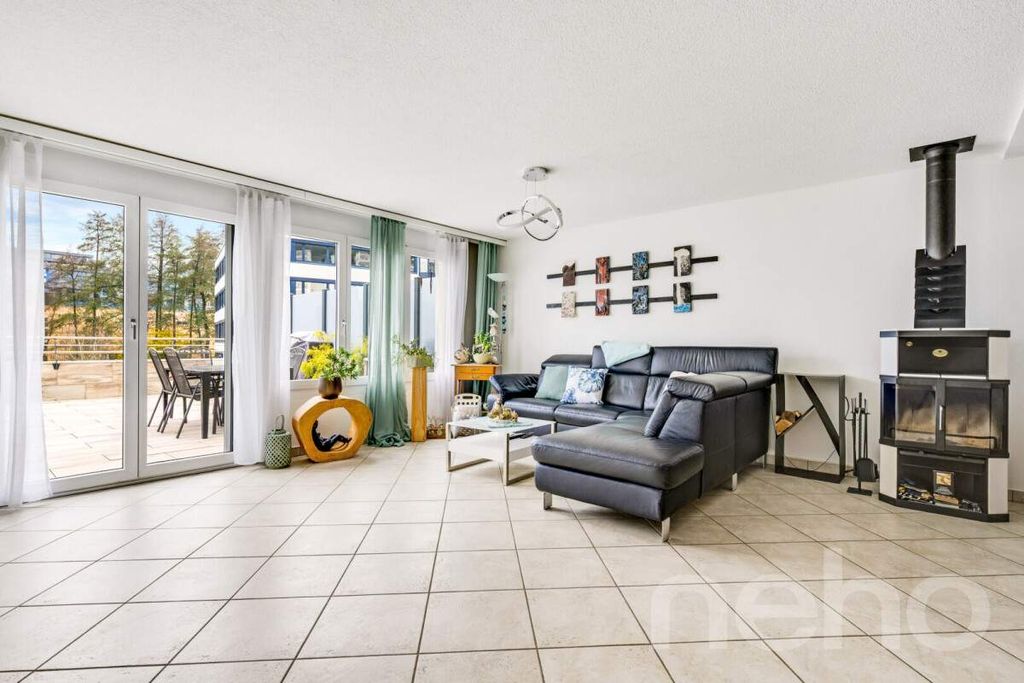 Property photo 3 of 13