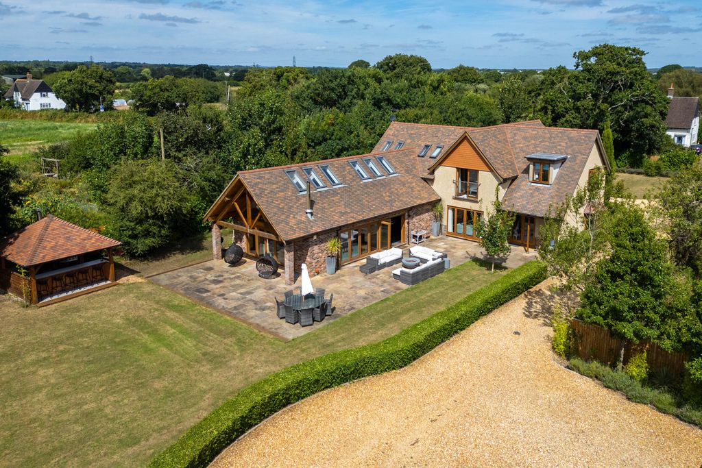 Property photo 1 of 20 Lead