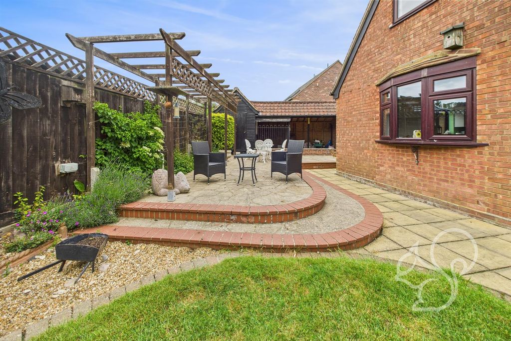 Property photo 3 of 33 Rear Garden