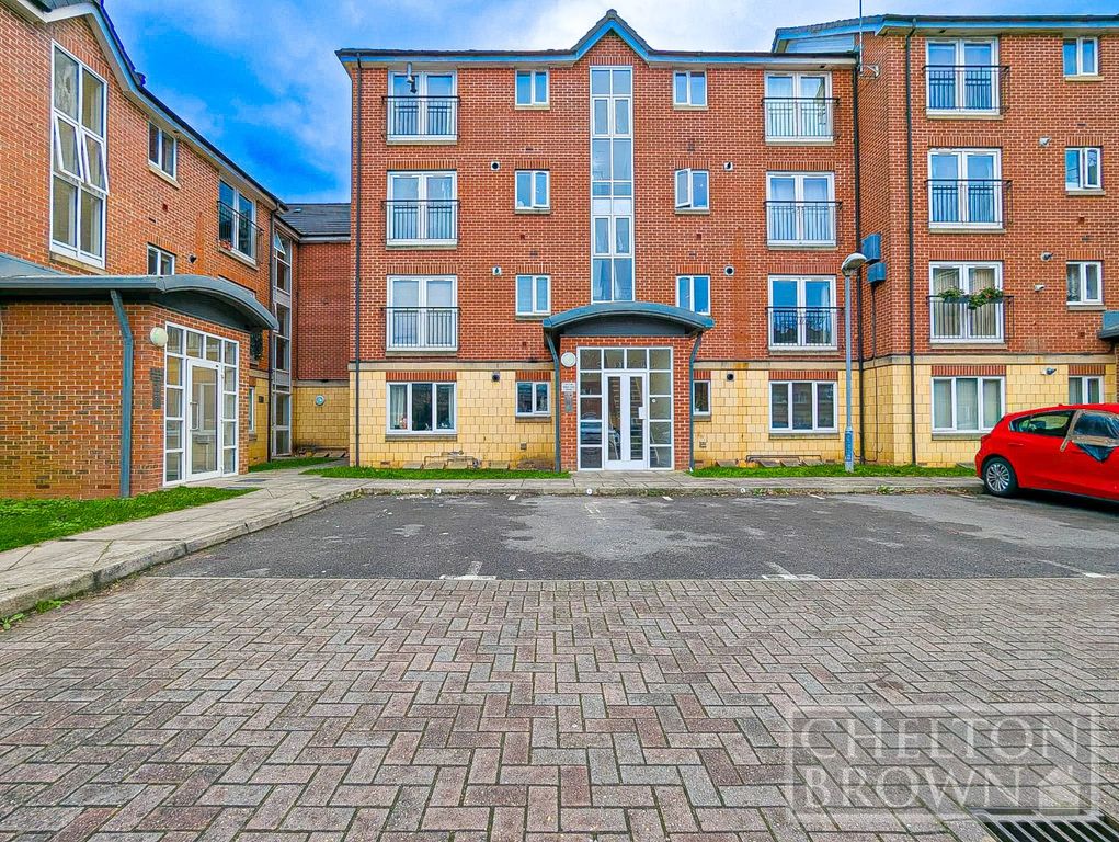 Property photo 1 of 18 External