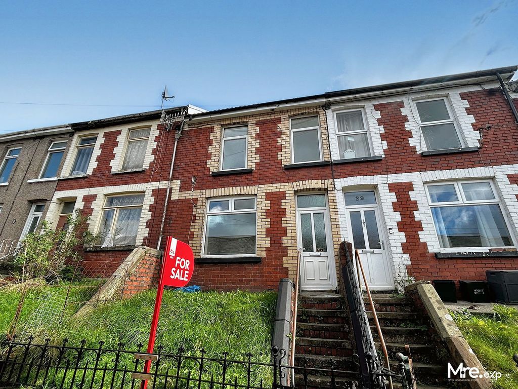 Property photo 1 of 21