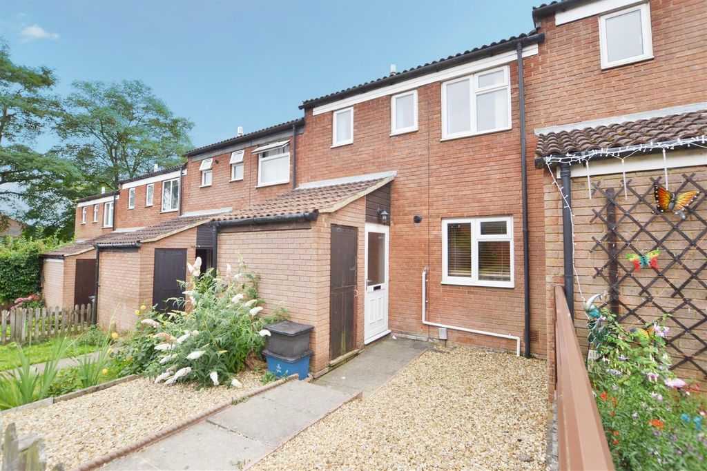 Property photo 1 of 12