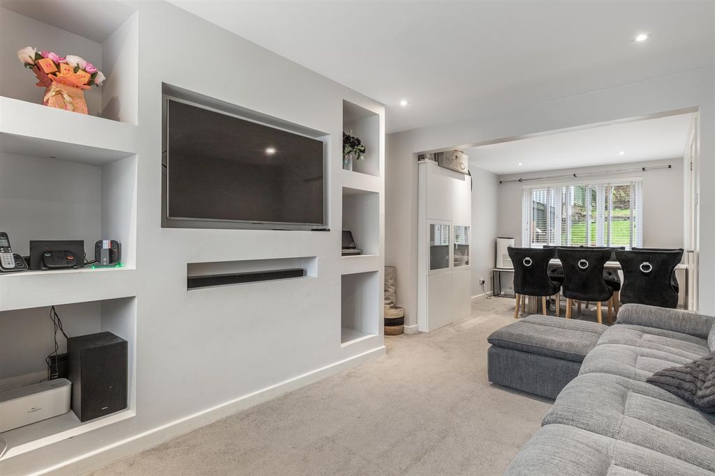 Property photo 2 of 31 Img_2095.Jpg