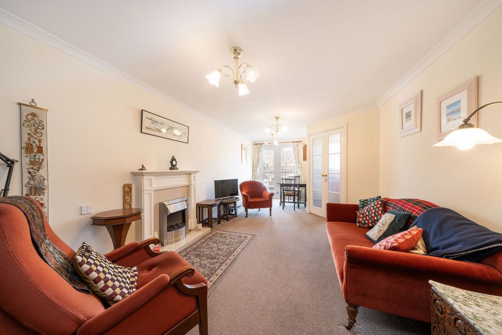 Property photo 2 of 17 Photo 10