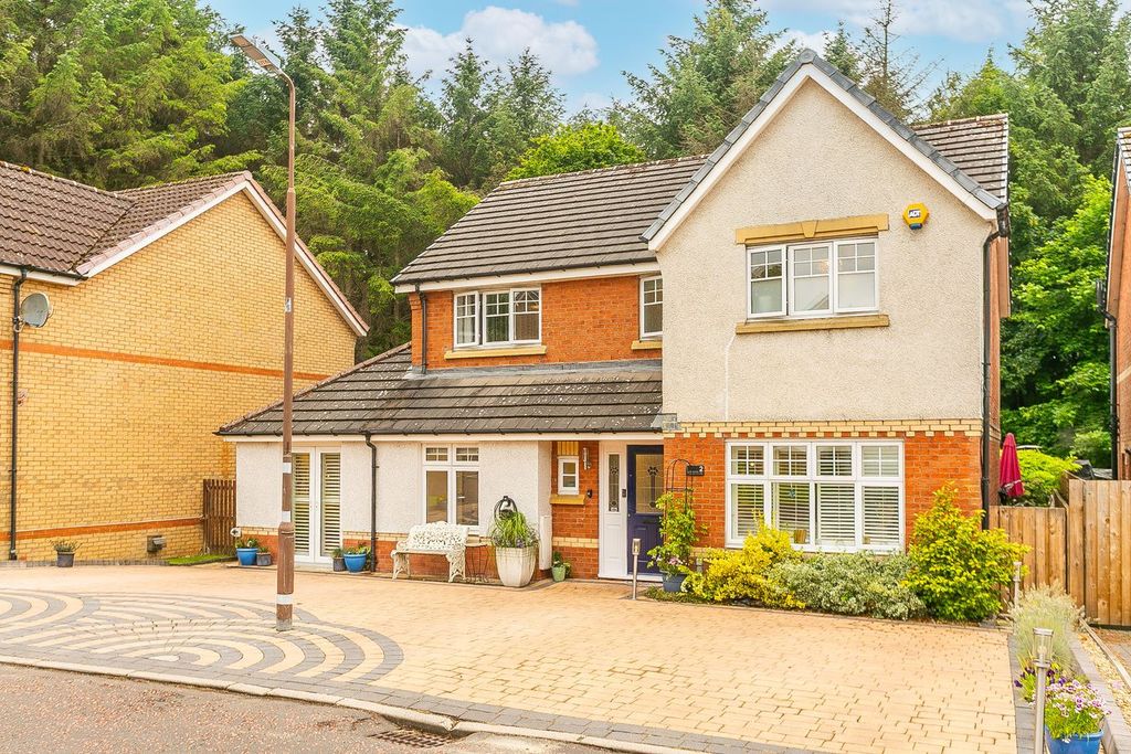 5 bed detached house for saleBluebell Glade, Livingston EH54