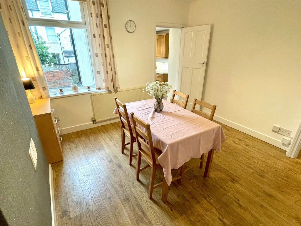 Property photo 3 of 18 Dining Room