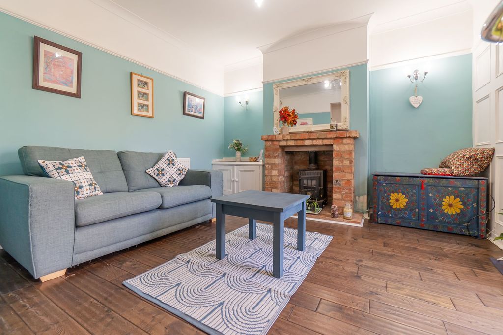 Property photo 3 of 22