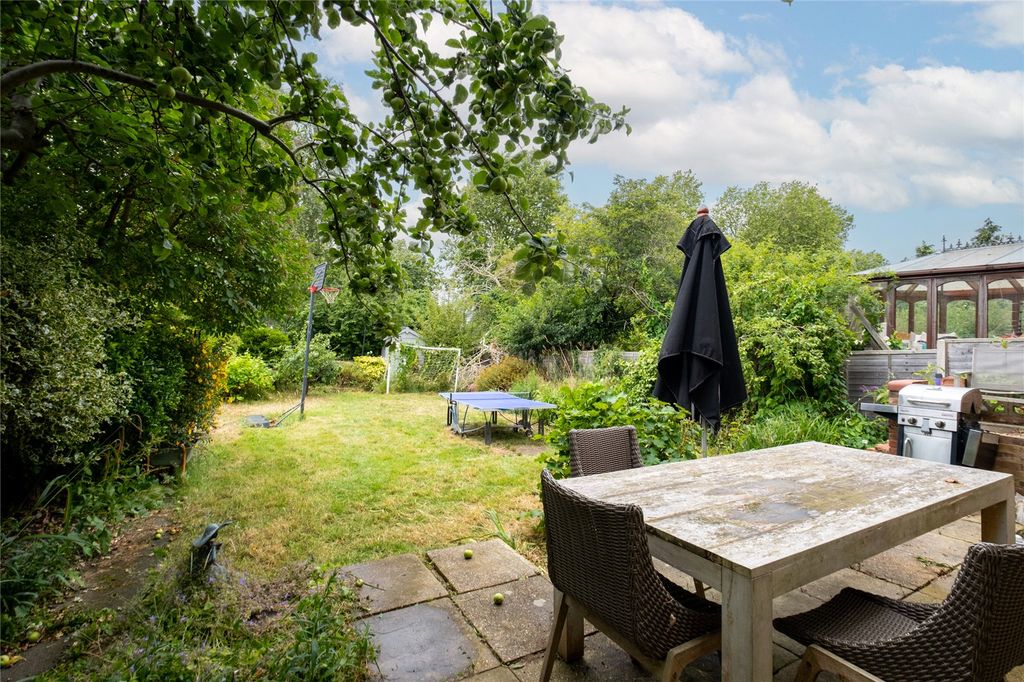 Property photo 3 of 12 Picture No. 18