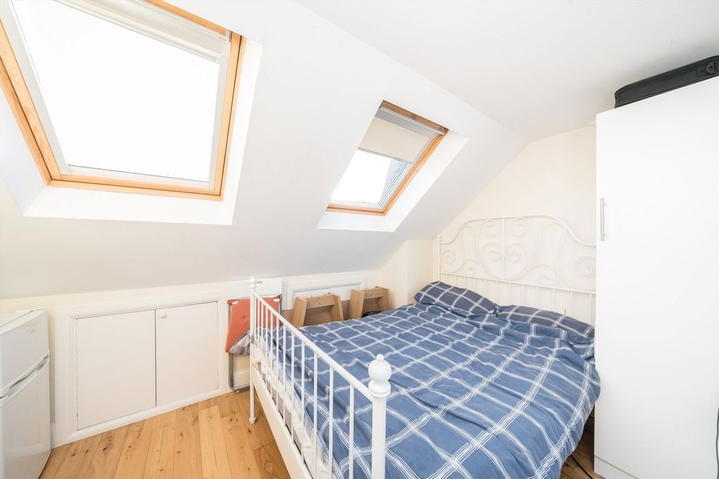 Property photo 3 of 3
