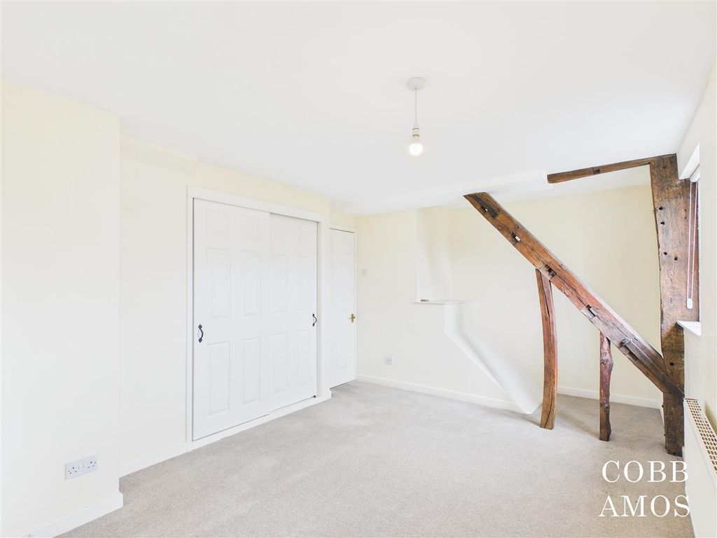 Property photo 3 of 19 Cam03722G0-Pr0088-Still013.Jpg