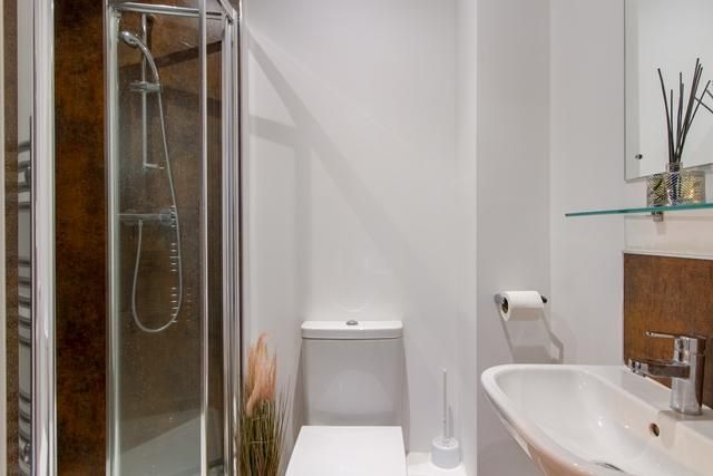 Property photo 3 of 8 Property Photo