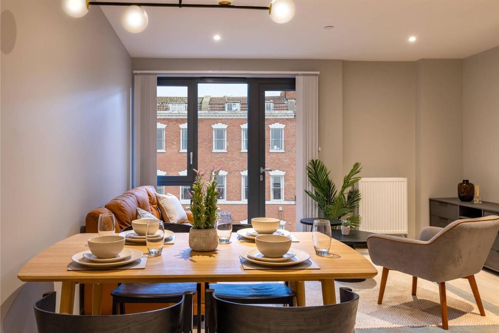 Property photo 1 of 31 8430783.Jpg