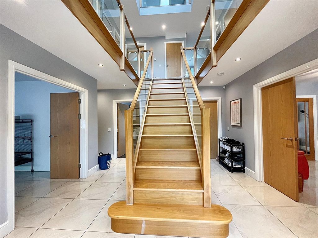Property photo 2 of 33 Img_0493.Jpg