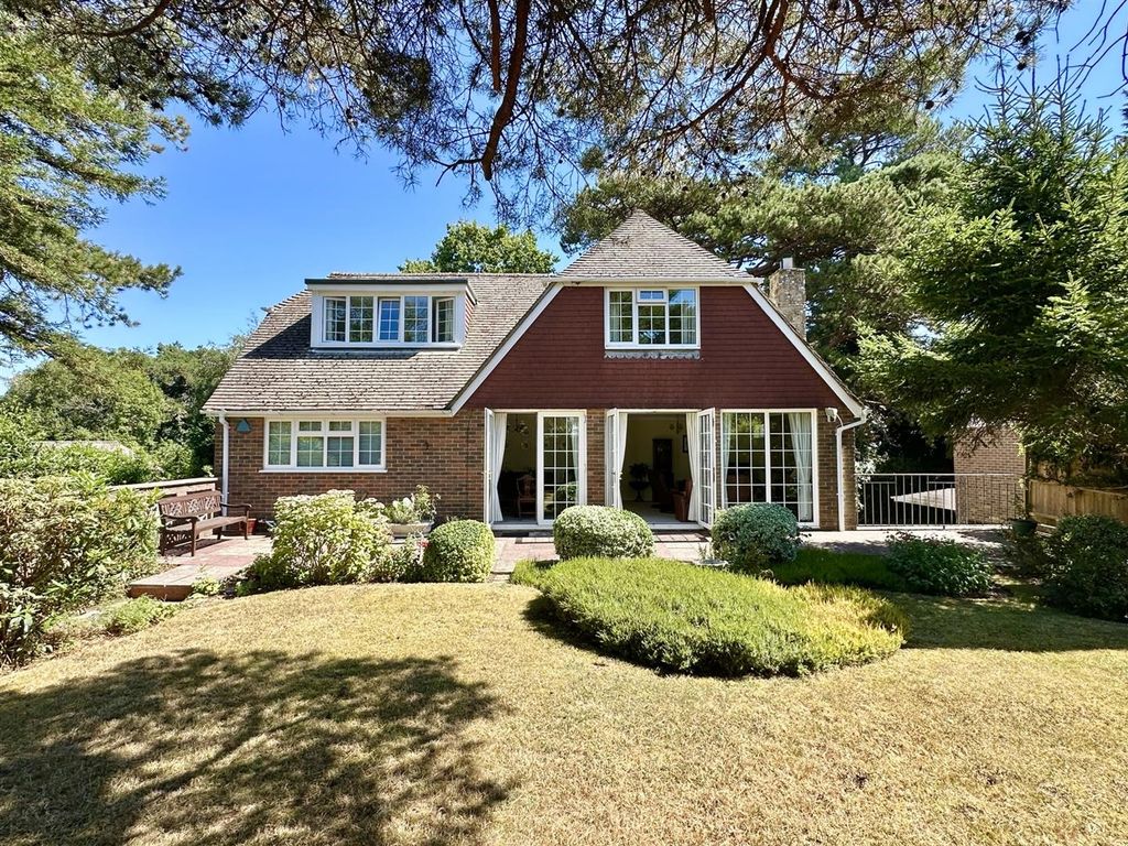 Property photo 1 of 24