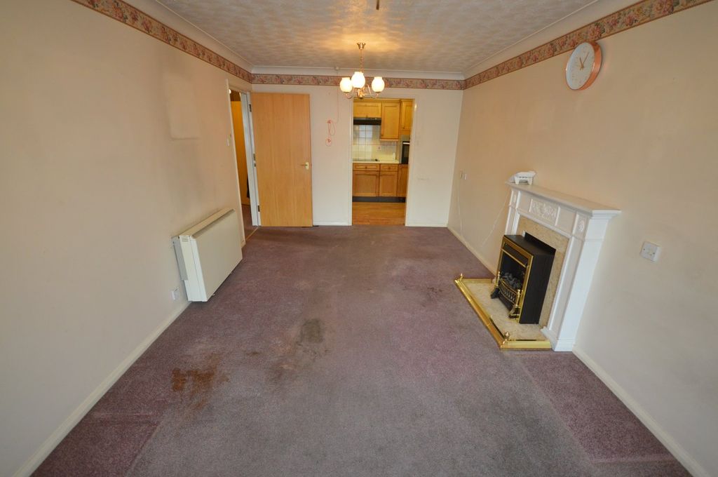 Property photo 3 of 9