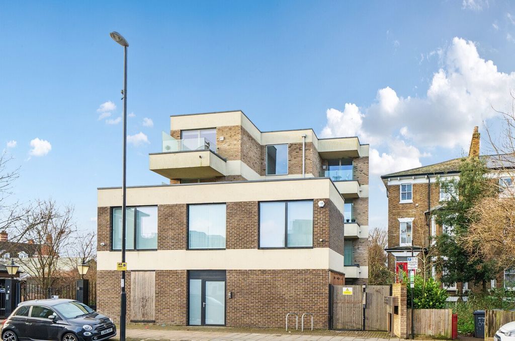 Property photo 1 of 14 Picture No. 27