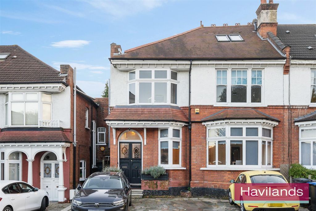 Property photo 1 of 21 Station Road-21.Jpg