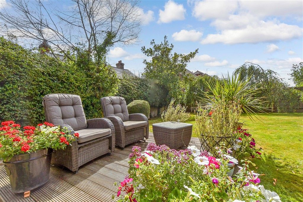 Property photo 3 of 16 Patio / Decking