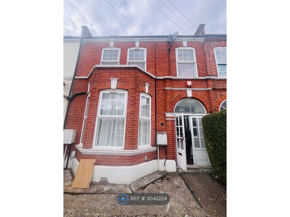 Property photo 2 of 22