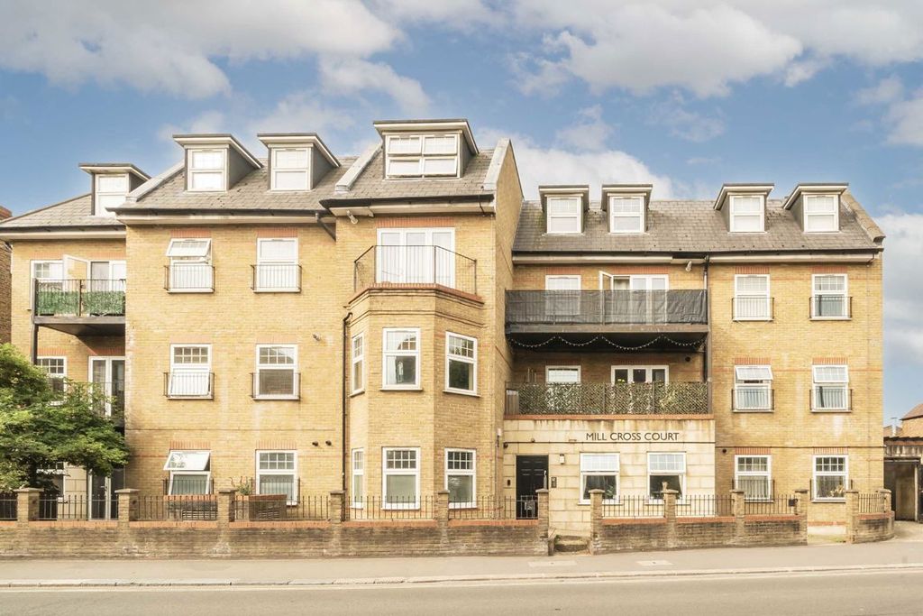 Property photo 1 of 8