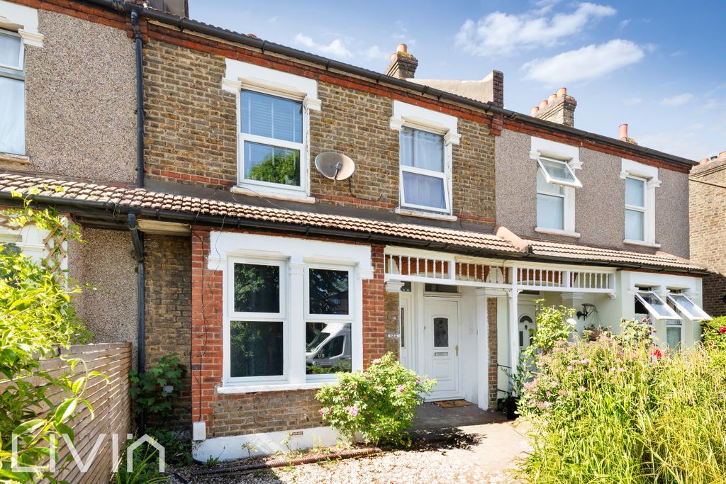 Property photo 1 of 12 1