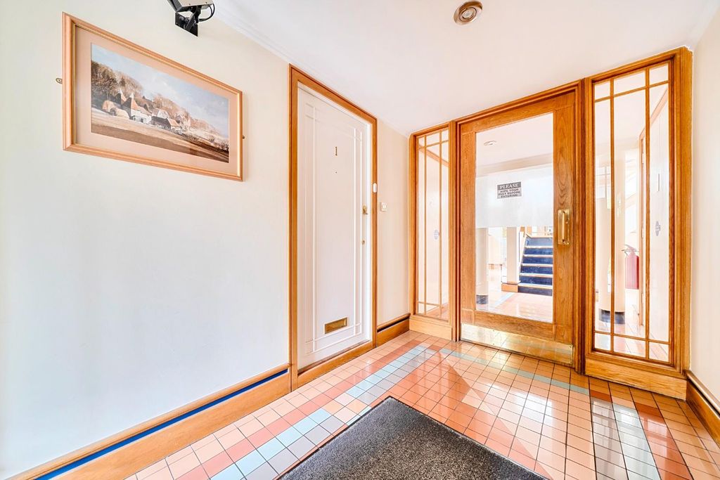 Property photo 2 of 18 1442573-7-69E76433cc4B1.Jpg