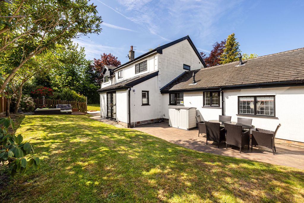 Property photo 1 of 34