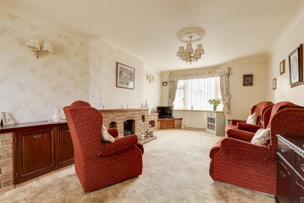 Property photo 2 of 18 12.Jpg