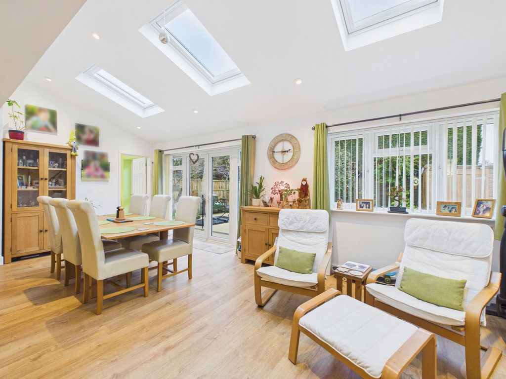 Property photo 3 of 22