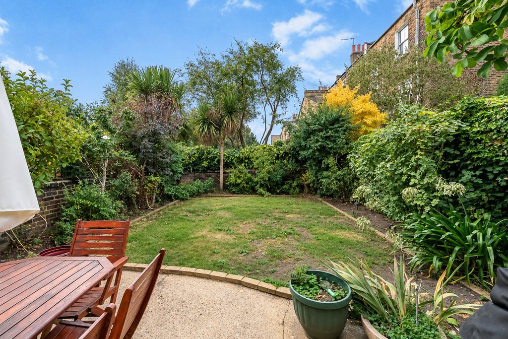 Property photo 3 of 22