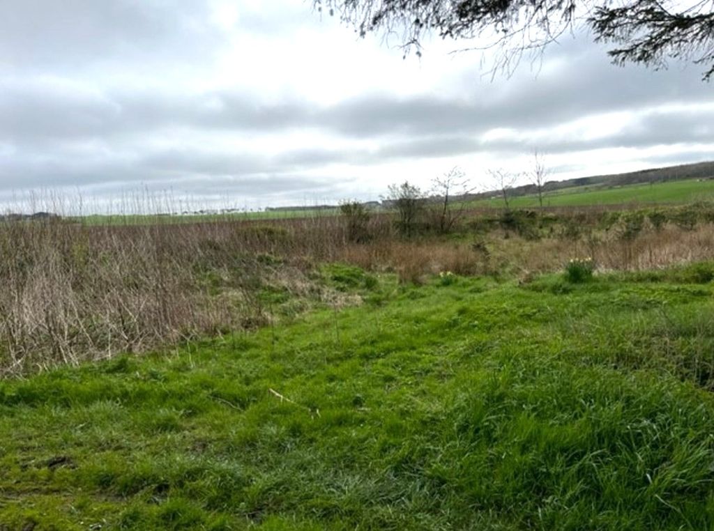 Property photo 1 of 6 1