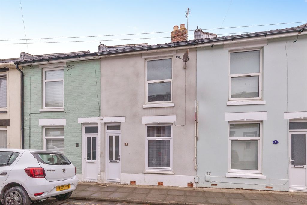 Property photo 1 of 13