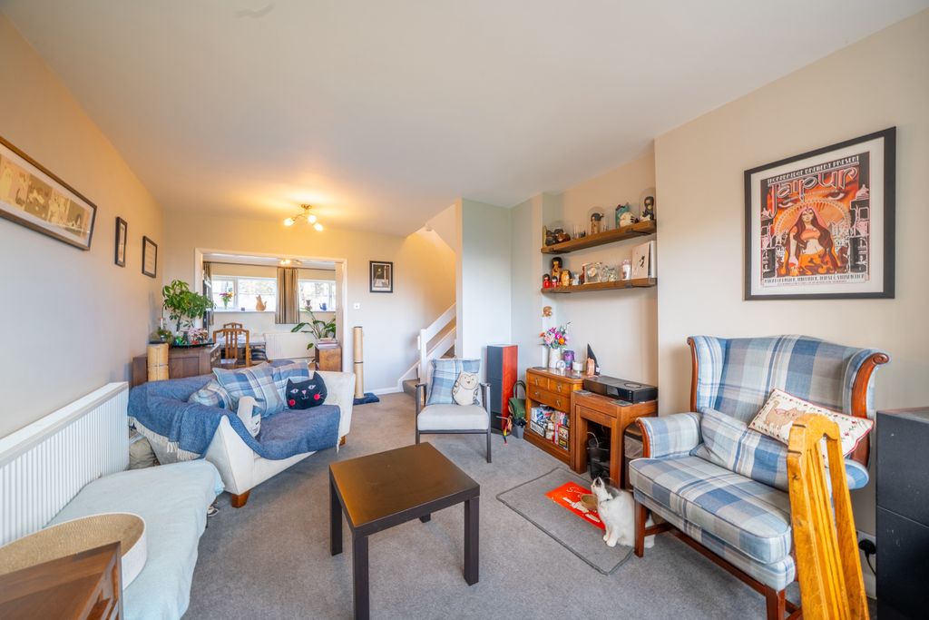 Property photo 3 of 16